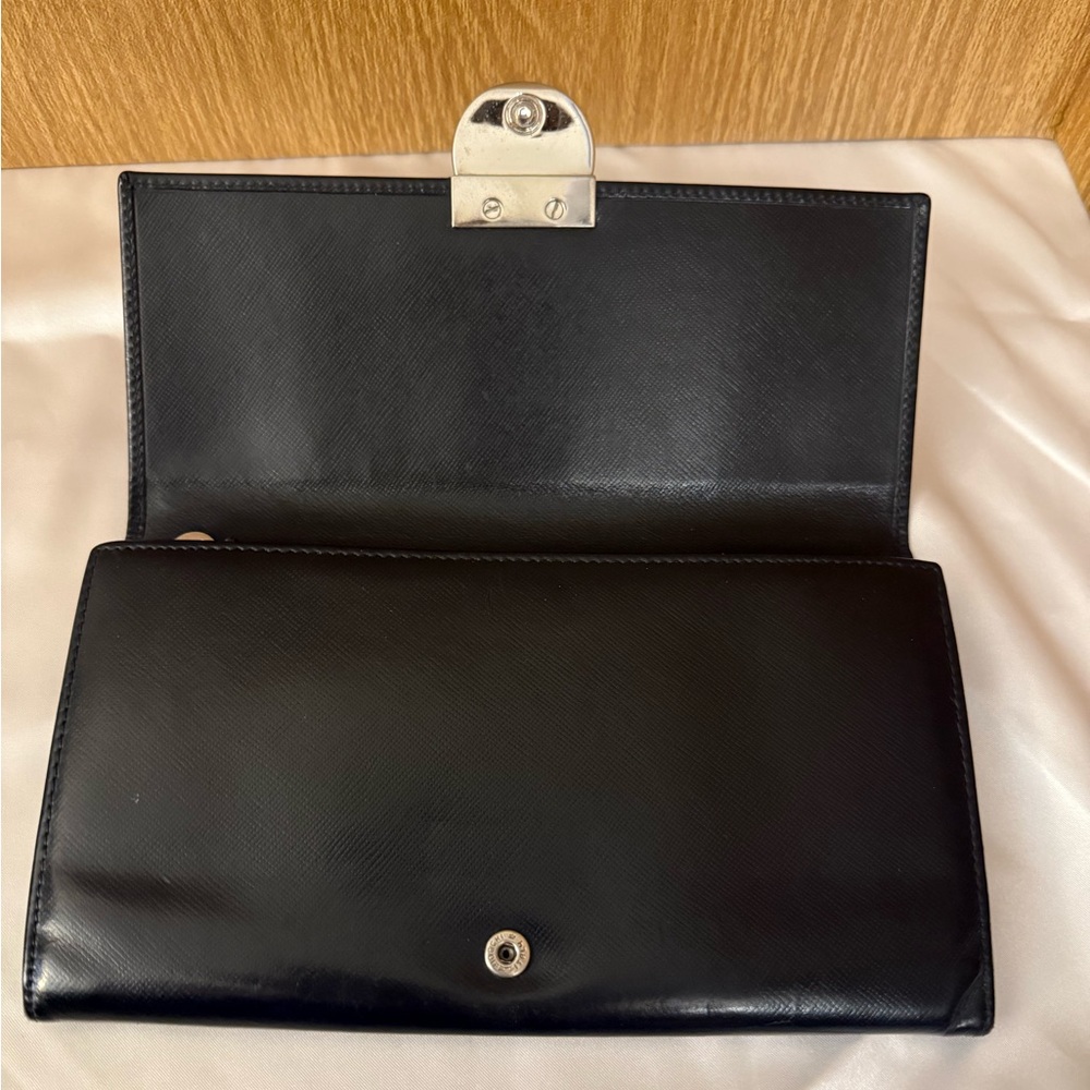 Ferragamo Black Saffiano Leather Continental Wallet – Moderate Wear - Picture 7 of 12